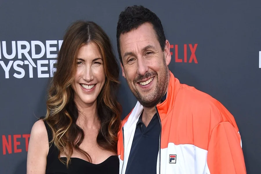 Jackie Sandler height