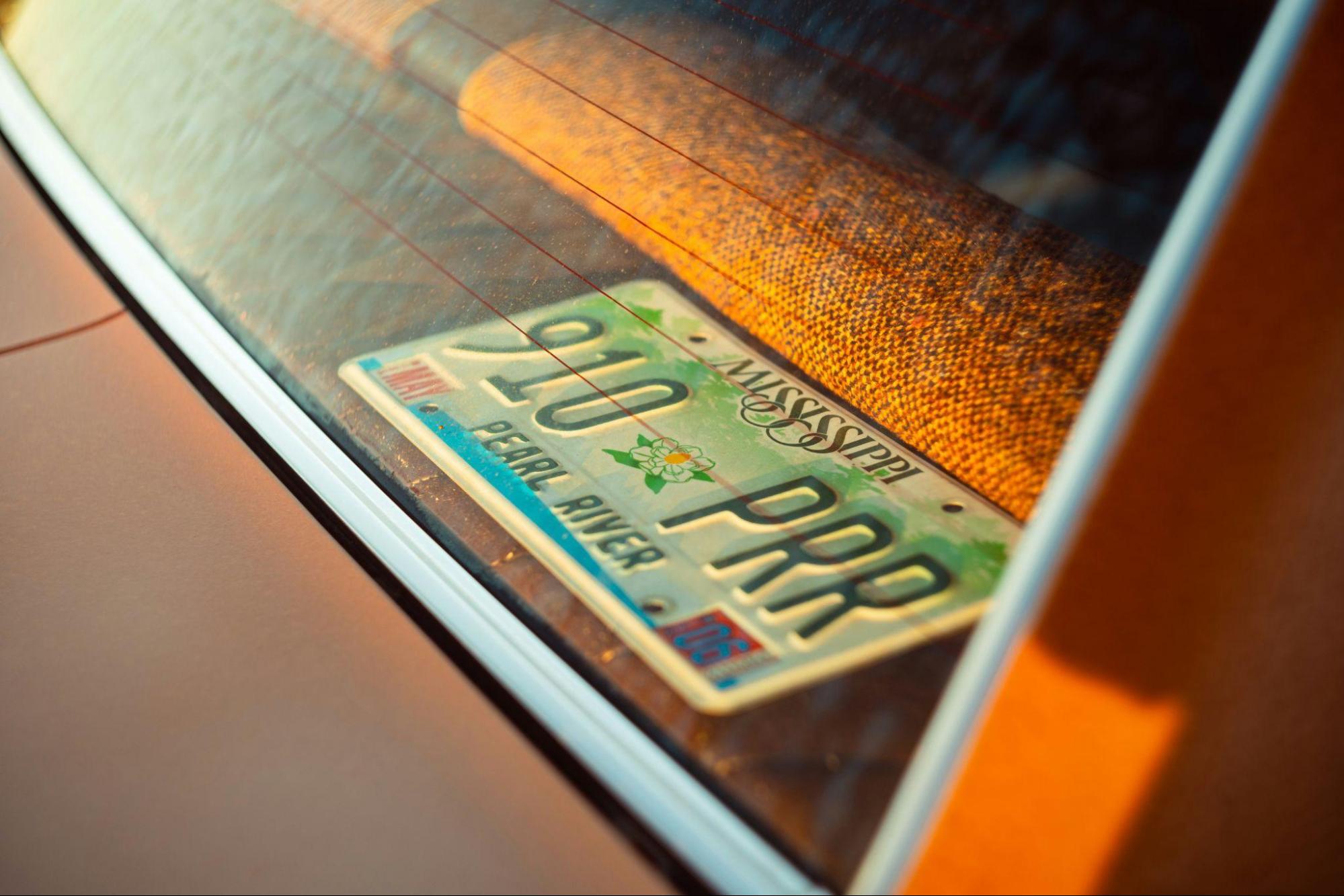5 Ways a Tow Hook License Plate Mount and Quick Release Help Preserve Your Car’s Value